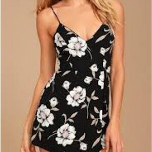 NWOT Lulus Romper Dress
